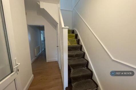 Entrance Hallway - Ground Floor