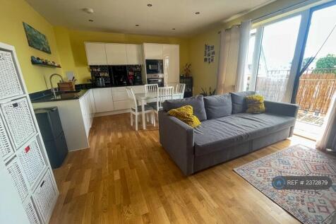 Living Area / Kitchen