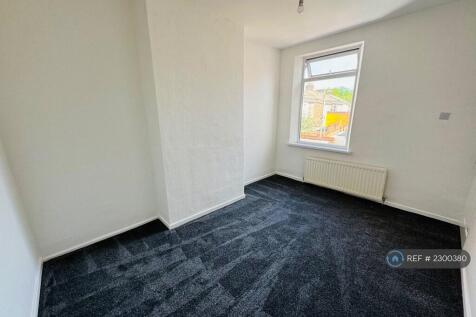 Bedroom 1 (a)