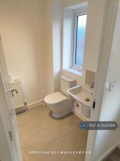 Bedroom 1 Ensuite