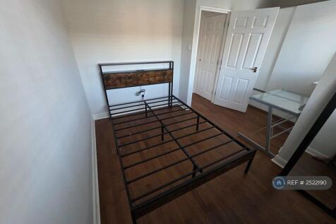 02nd Floor Double Bedroom