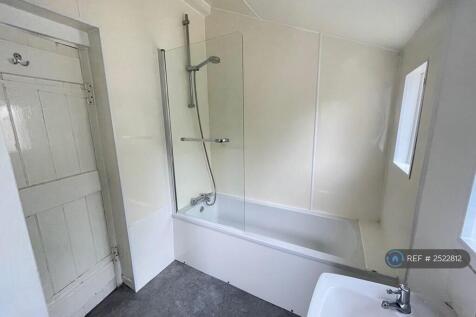 Ground Floor Bathroom