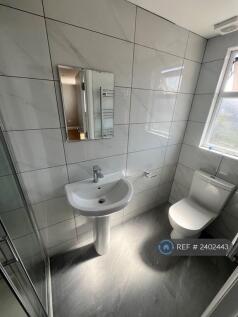 2nd Bathroom