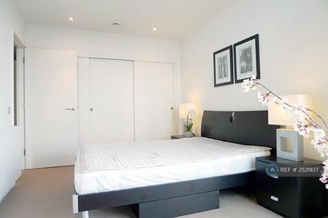 Spacious Bedroom With Extra Large Wardrobe