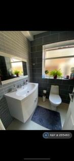 Bathroom2