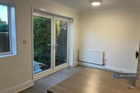 Kitchen Dining Area