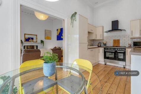 Dining/Kitchen