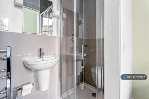 Ensuite Shower Room