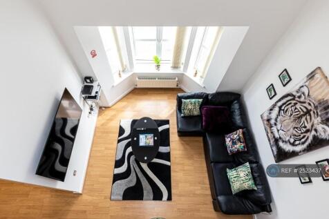 Lounge 1