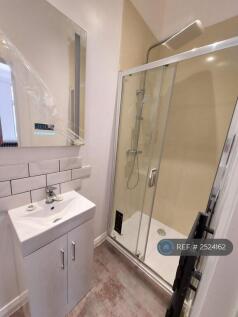 2nd Bedroom Ensuite