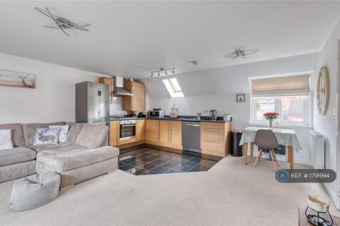 Kitchen - Lounge