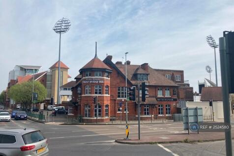 Trent Bridge Inn - Local Pub