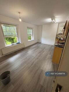 Lounge Kitchen