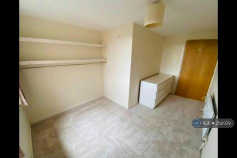 1st Double Bedroom