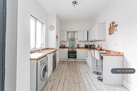 Communal Kitchen