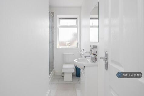 2nd Floor Bathroom