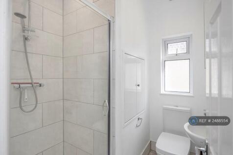 1st Floor Shower