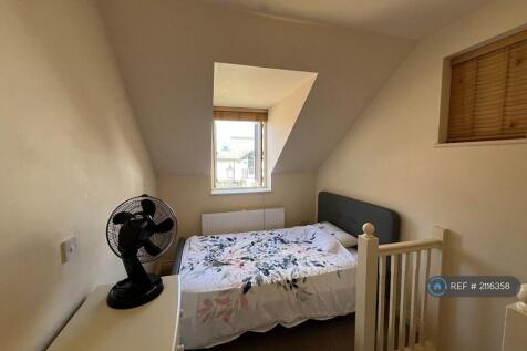 Galleried Bedroom