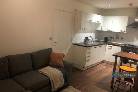 Living Room/Kitchen
