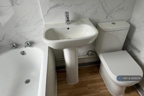 Bathtub Wc Firstfloor