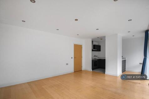 View Towards Kitchen And Hall Door