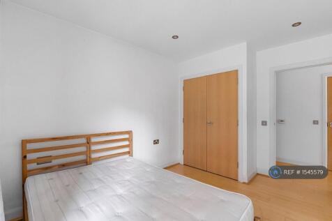 Bedroom 2 With Built In Cupboard