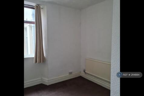 Rear Bedroom