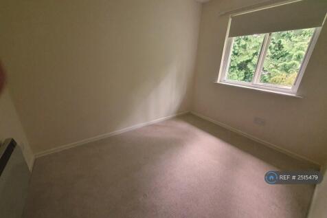 Small Bedroom