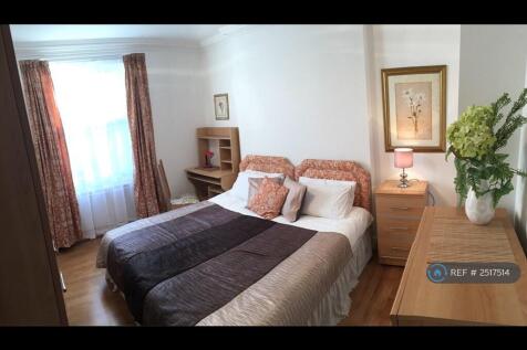 Bedroom 1 En-Suite Bathroom 