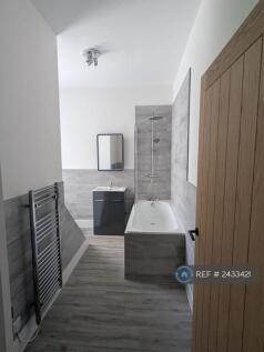 Loft House Main Bathroom
