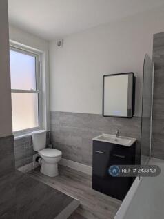 Loft House Main Bathroom