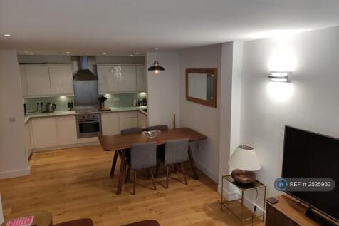 Living Area &amp; Kitchen