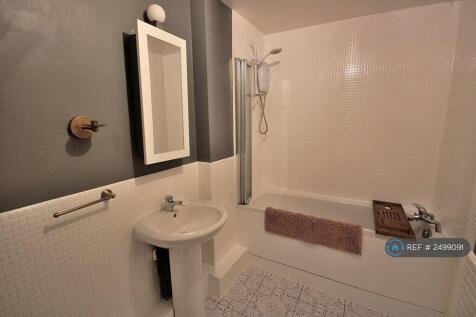 Bathroom 2nd View