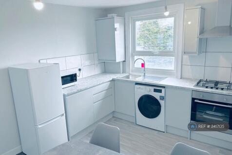 Lounge/Kitchen