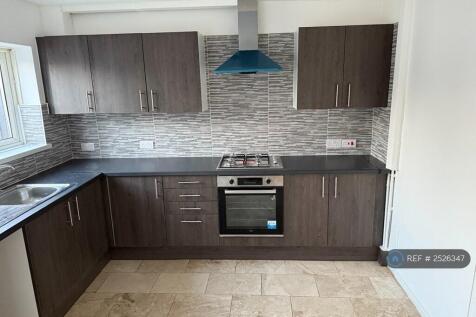 Kitchen Pic 1