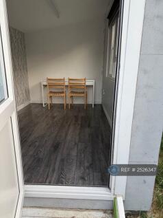 Garden Studio - Pic 2