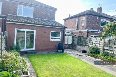 Rear Garden View To House