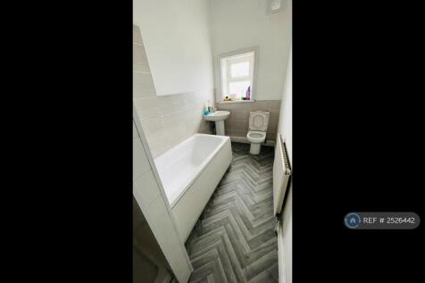 Newly Fitted Bathroom, Includes Shower