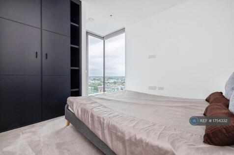 Double Bedroom 1 With View