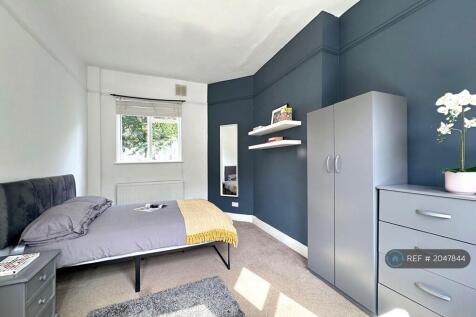 Ground Floor Bedroom 1