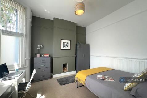 Ground Floor Bedroom 2