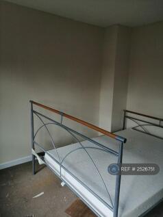 Upstairs Bedroom2