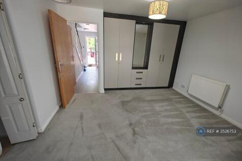 Downstairs Bedroom 1