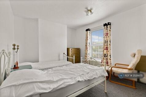 Bed 1