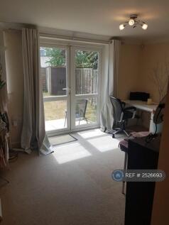 1st Floor Master Bedroom