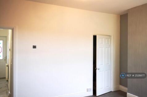 Back Room/Dining Room, Understairs Storage