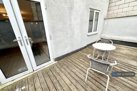 Garden Furniture Included