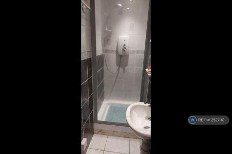 Ensuite- Shower Cubicle
