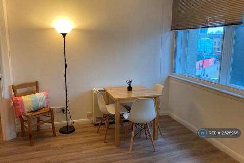 Reading / Breakfast Nook