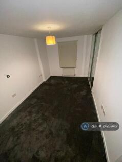 Master Bedroom With Built In Wardrobes